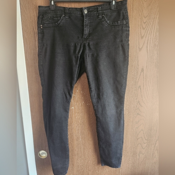 Royalty For Me Denim - Royalty For Me Black Skinny Jeans Stretch Fit